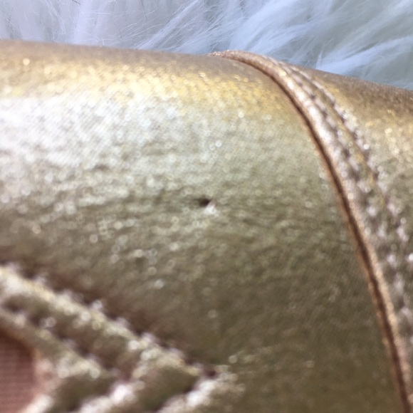 NWOT BOBBIE BROOKS METALLIC SLIP ONS SIZE 6 and 9 - Picture 3 of 13